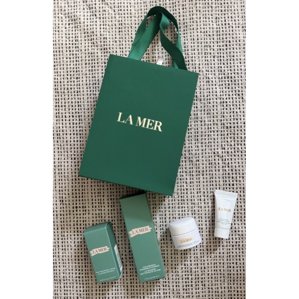 Lamer 4 Piece Mini Skincare Gift Set With Gift Bag